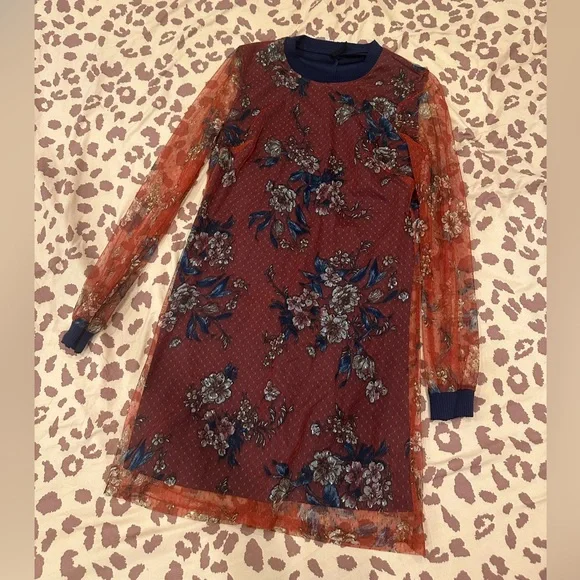 Long sleeve mesh burgundy and navy dress - Picture 6 of 14